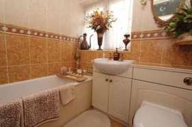 2&nbsp;Bedroom&nbsp;Detached