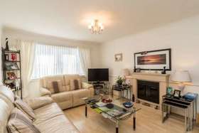 3 Bedroom End of Ter...