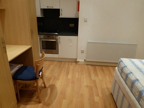 FINCHLEY CENTRAL  LONDON, N3 2...