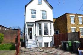 5&nbsp;Bedroom&nbsp;Detached