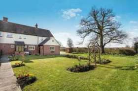 5&nbsp;Bedroom&nbsp;Semi-Detac...