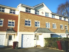 3 Bedroom Town House