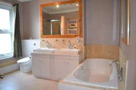 2 Bedroom Flat