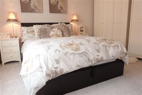 2&nbsp;Bedroom&nbsp;Apartment