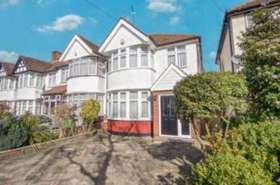 3 Bedroom End of Ter...