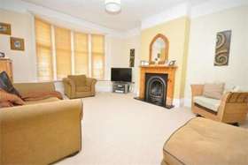 5 Bedroom Semi-Detac...