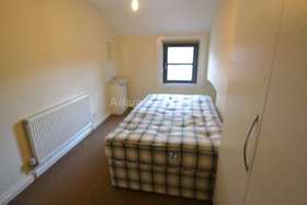 1 Bedroom House Shar...