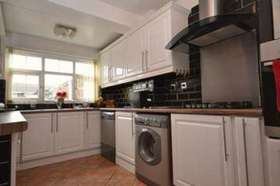 3 Bedroom Semi-Detac...