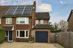 4 Bedroom Semi-Detac...