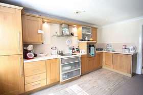 2 Bedroom Apartment