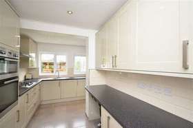 4 Bedroom Semi-Detac...