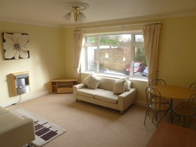 2 Bedroom Flat