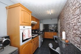 2 Bedroom Flat