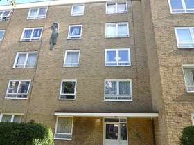 1 Altyre Road  East Croydon, C...