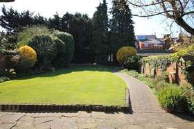 5 Bedroom Detached