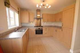3 Bedroom Semi-Detac...