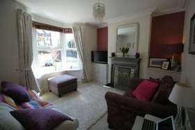 4 Bedroom End of Ter...