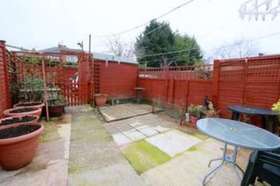 3&nbsp;Bedroom&nbsp;Terraced