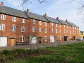 4 Bedroom Terraced