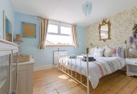 5 Bedroom Detached