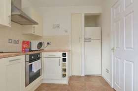 2 Bedroom End of Ter...