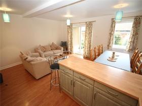 2 Bedroom Flat