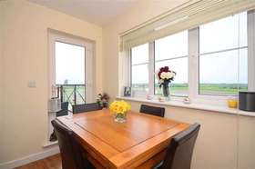 2 Bedroom Flat