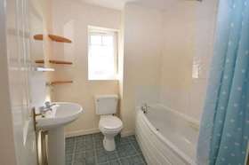 3 Bedroom End of Ter...