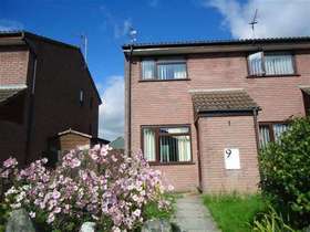 2 Bedroom End of Ter...