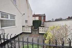 2&nbsp;Bedroom&nbsp;Detached