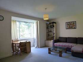1 Bedroom Flat