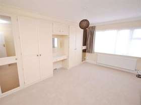 4 Bedroom Property