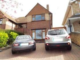 3 Bedroom Semi-Detac...