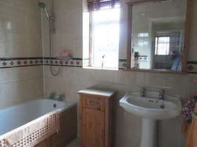 3 Bedroom Semi-Detac...