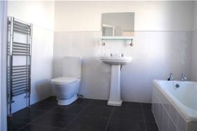 2 Bedroom Flat