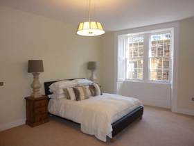 2 Bedroom Flat