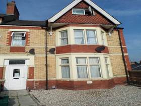 1 Bedroom House Shar...