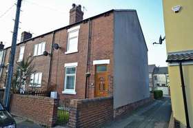 2 Bedroom End of Ter...