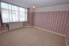 3 Bedroom Semi-Detac...