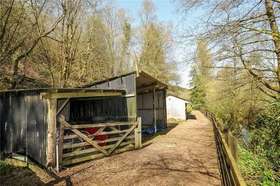 6 Bedroom Detached