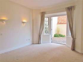 3&nbsp;Bedroom&nbsp;Town House