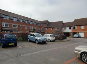 1 Bedroom Apartment