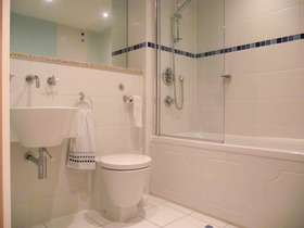 1 Bedroom Apartment
