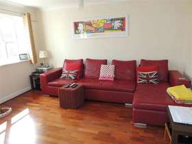 3 Bedroom End of Ter...