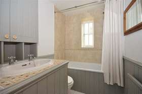 3 Bedroom Semi-Detac...