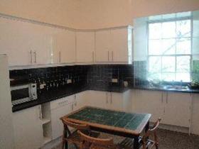 5 Bedroom Flat