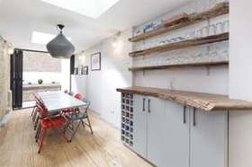 2 Bedroom Flat
