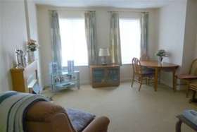 2 Bedroom Flat