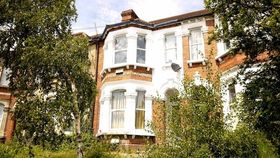 1 Bedroom Flat