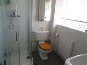 6&nbsp;Bedroom&nbsp;Detached